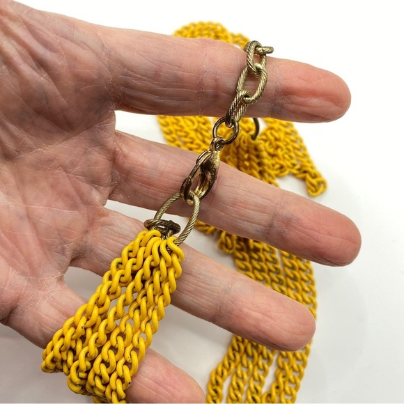 Vintage Yellow Chain Necklace - Picture 2 of 5